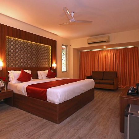 Hotel Shantidoot, Dadar Mālād Εξωτερικό φωτογραφία