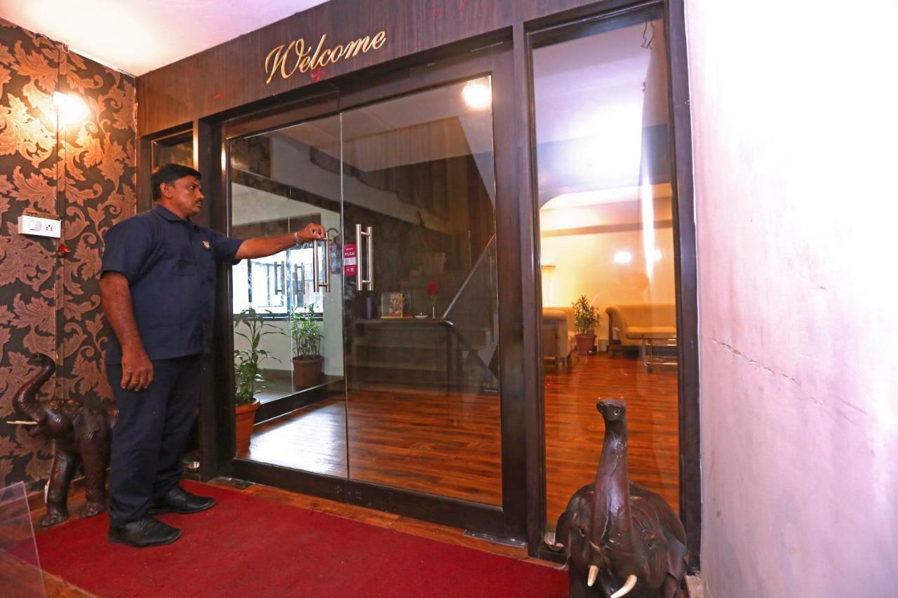 Hotel Shantidoot, Dadar Mālād Εξωτερικό φωτογραφία
