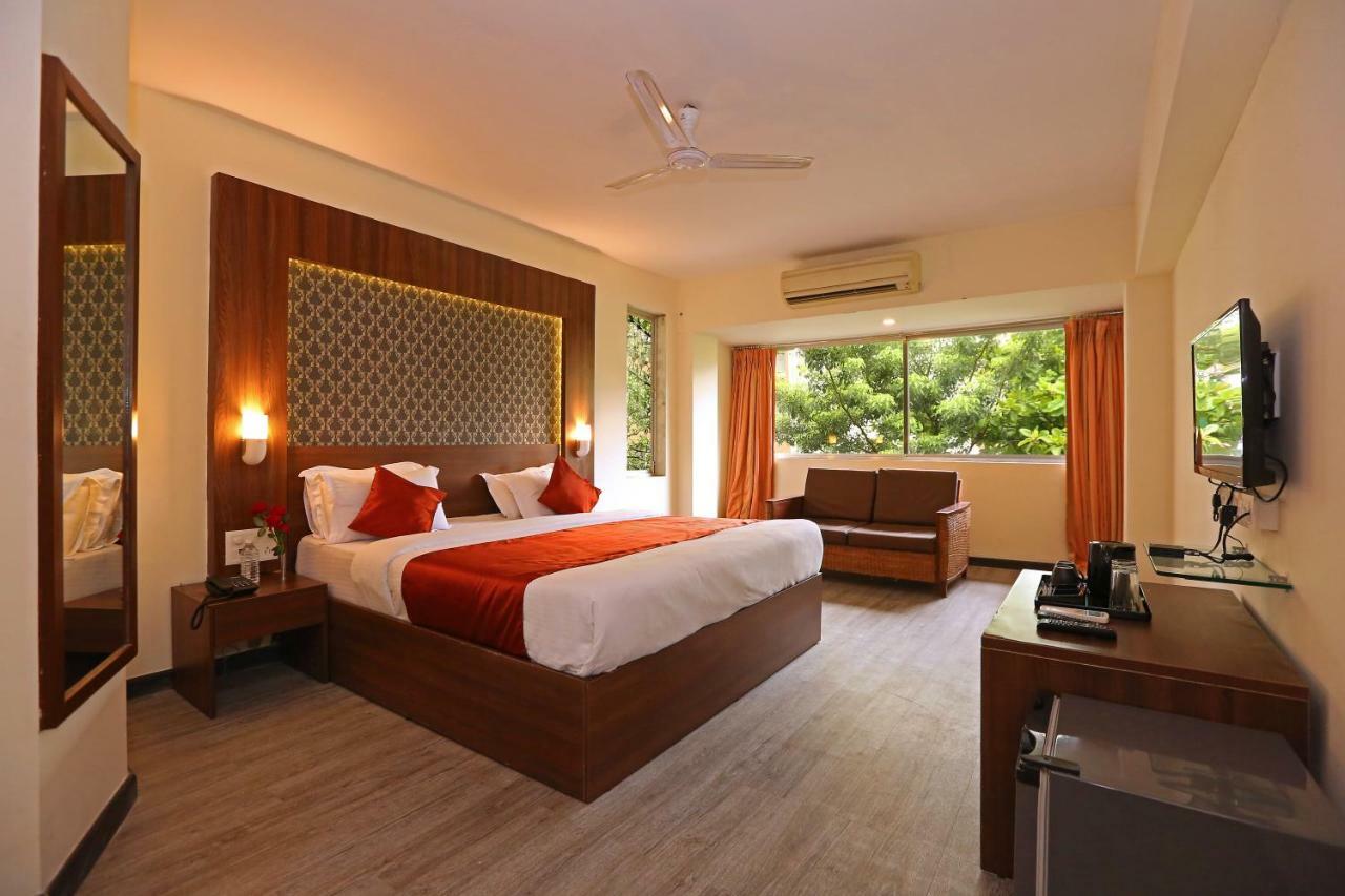 Hotel Shantidoot, Dadar Mālād Εξωτερικό φωτογραφία