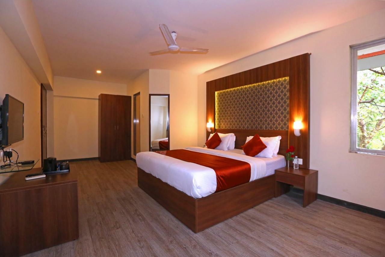 Hotel Shantidoot, Dadar Mālād Εξωτερικό φωτογραφία