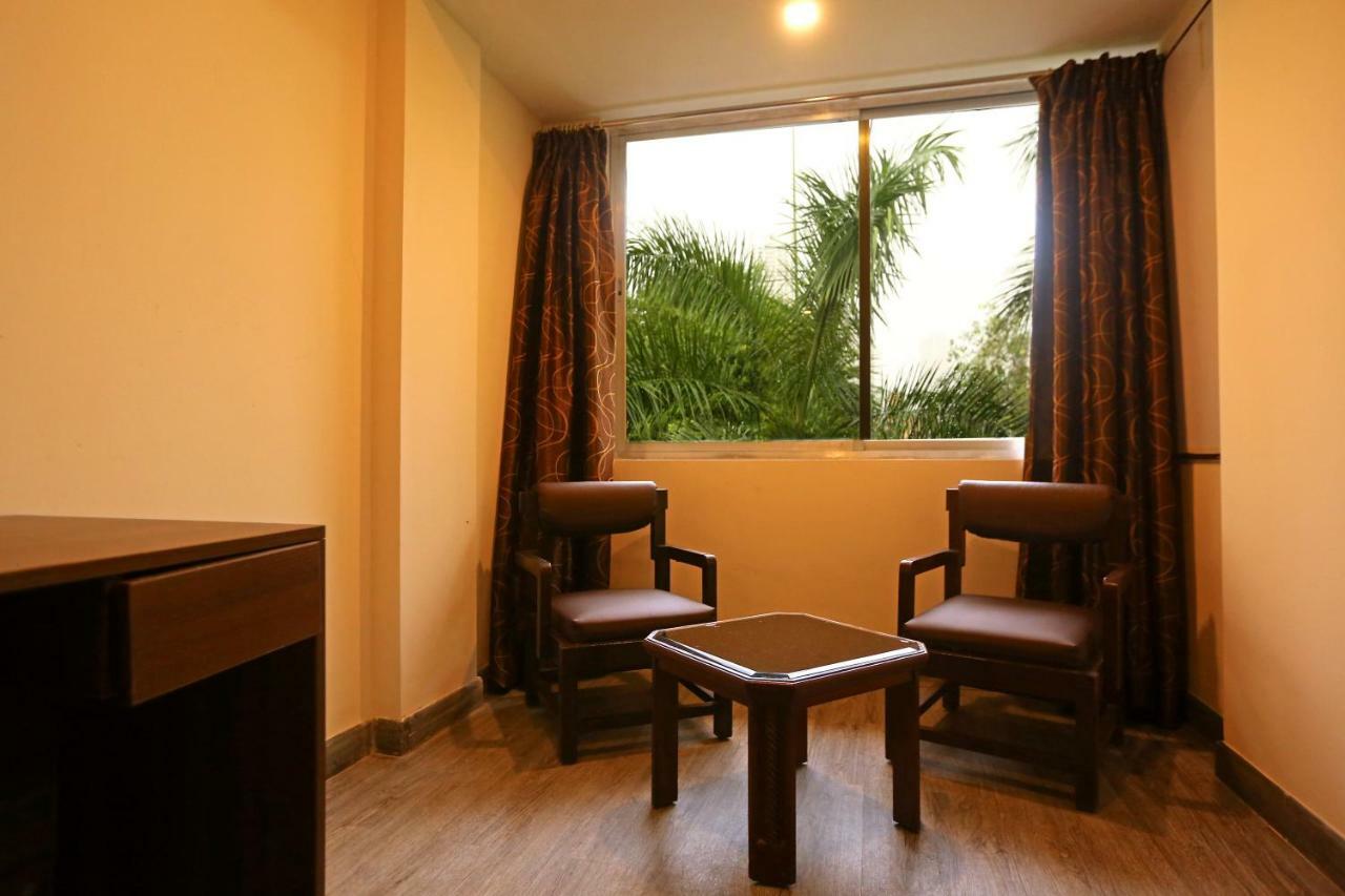 Hotel Shantidoot, Dadar Mālād Εξωτερικό φωτογραφία