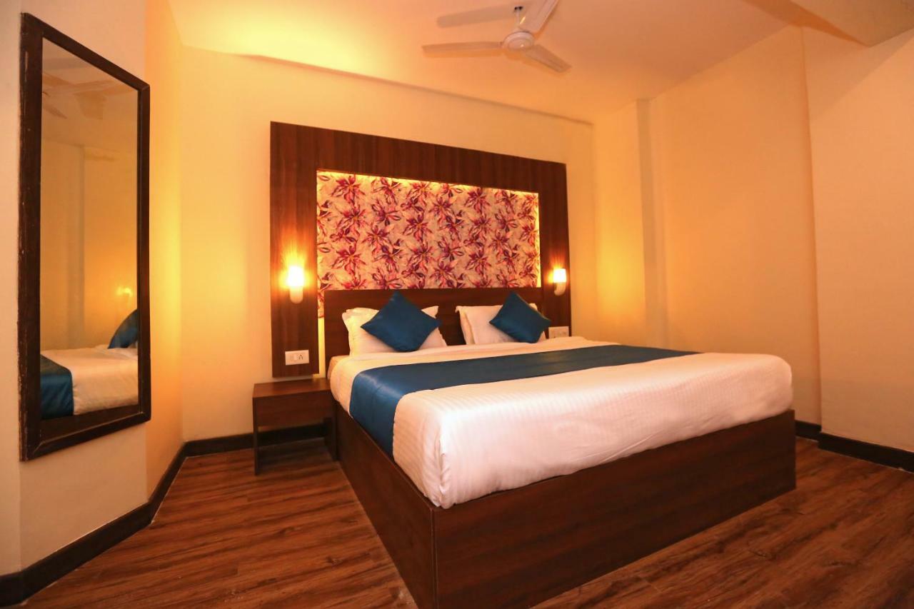 Hotel Shantidoot, Dadar Mālād Εξωτερικό φωτογραφία