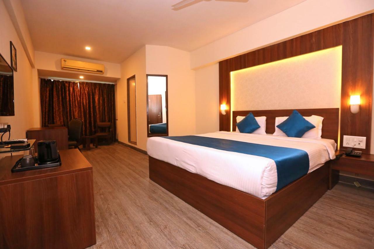Hotel Shantidoot, Dadar Mālād Εξωτερικό φωτογραφία